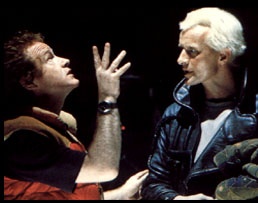 Ridley Scott directs Rutger Hauer in Blade Runner
